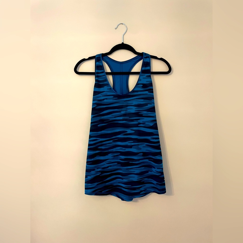Old Navy Active Blue Camo Go-Dry Tank